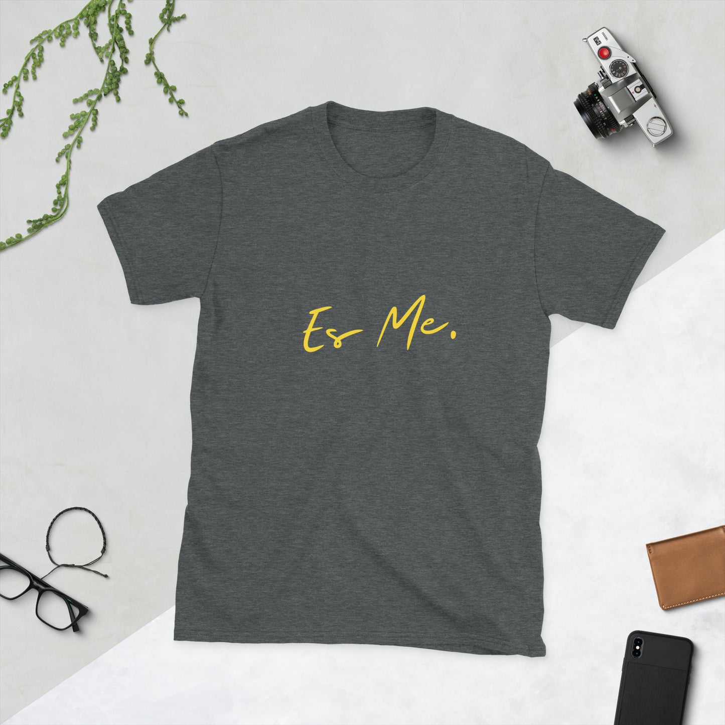 Es Me Unisex T-Shirt Gold Lettering